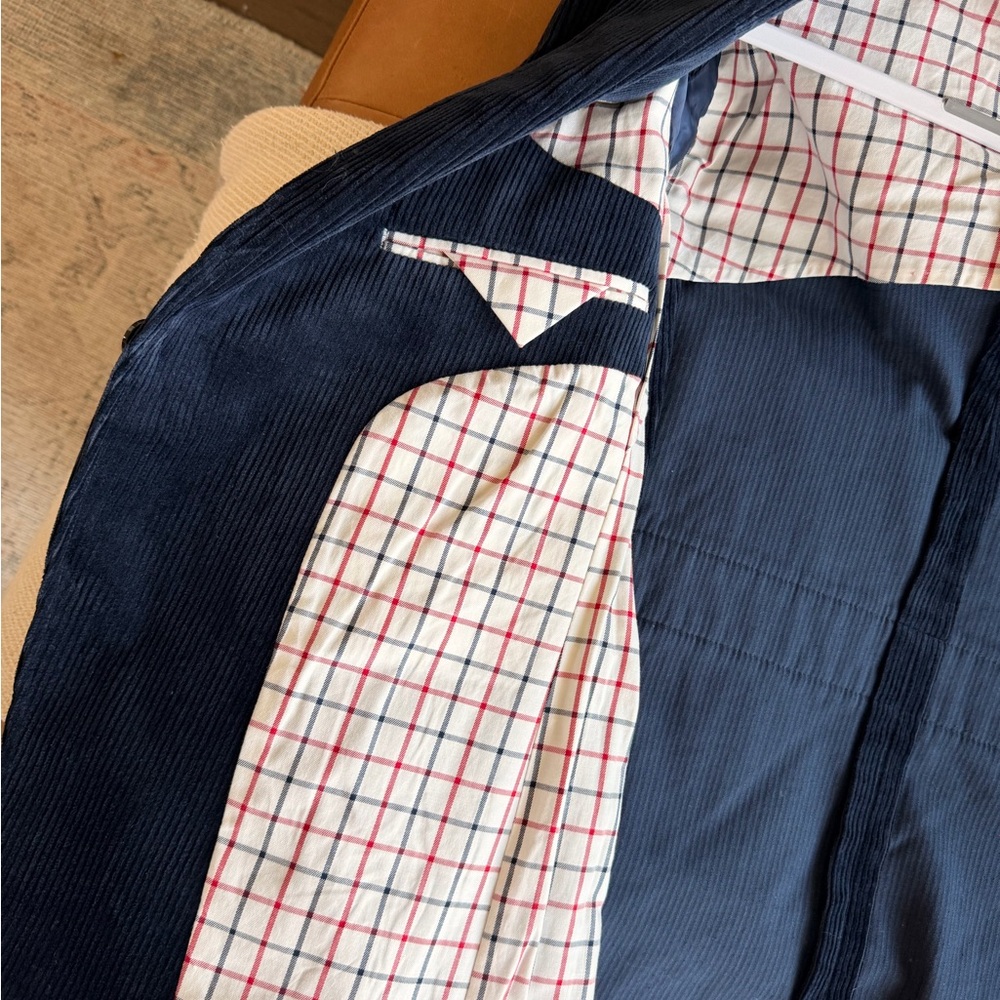 Brooks Brothers Navy Blazer with Cream Plaid Lining - Picture 5 of 5
